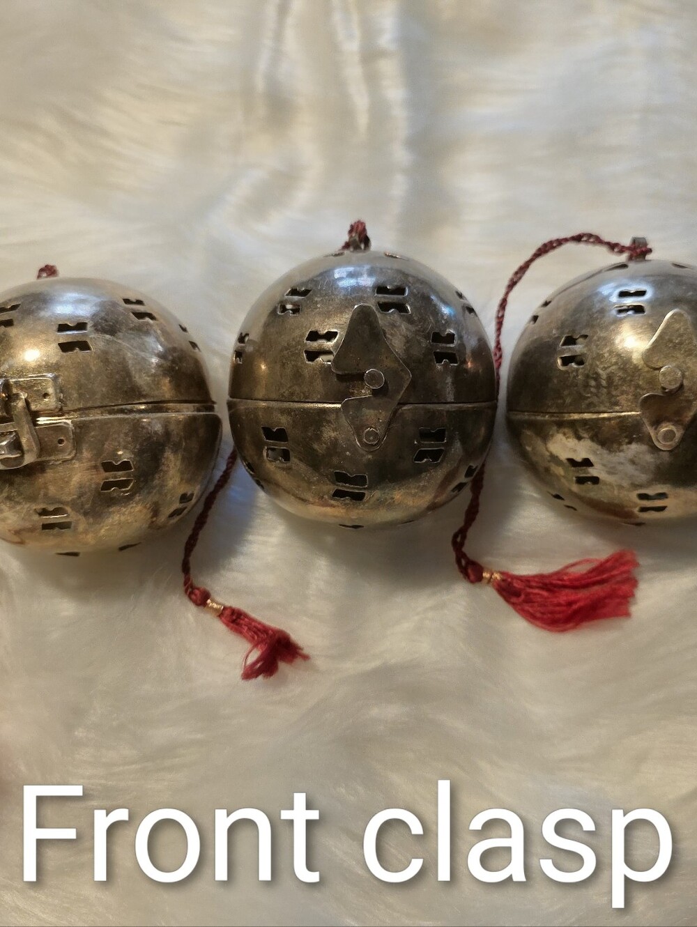 Vintage Alda's Original Friendship Ball Ornament/Scent Diffuser, Potpourri Ball